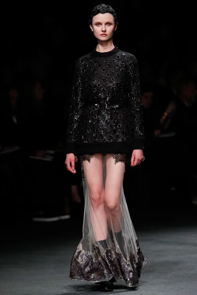 Look 47